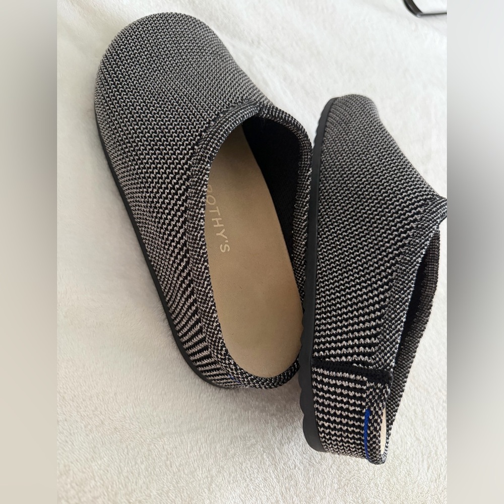 Rothy’s Star Studded Clogs - Picture 4 of 10